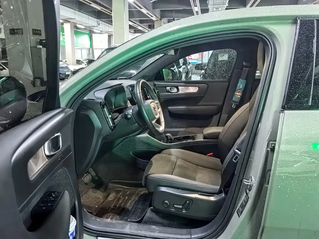 Volvo C40 — миниатюра 4