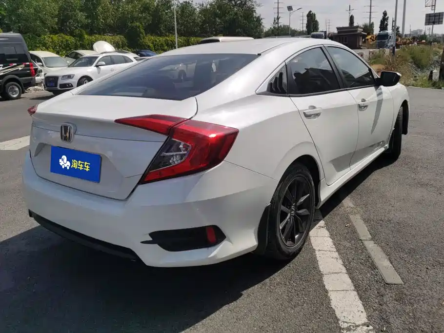 Honda Civic — миниатюра 3