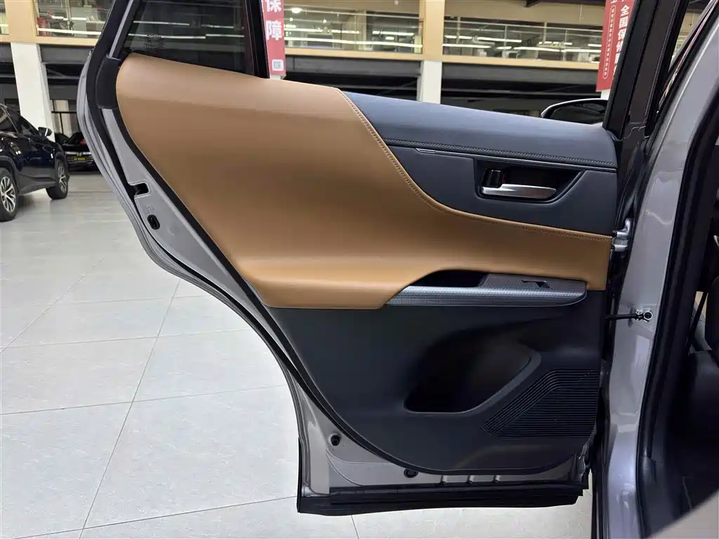 Toyota Venza — миниатюра 13