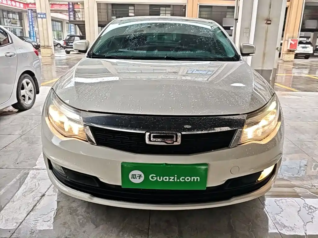Qoros Qoros 3 — миниатюра 3