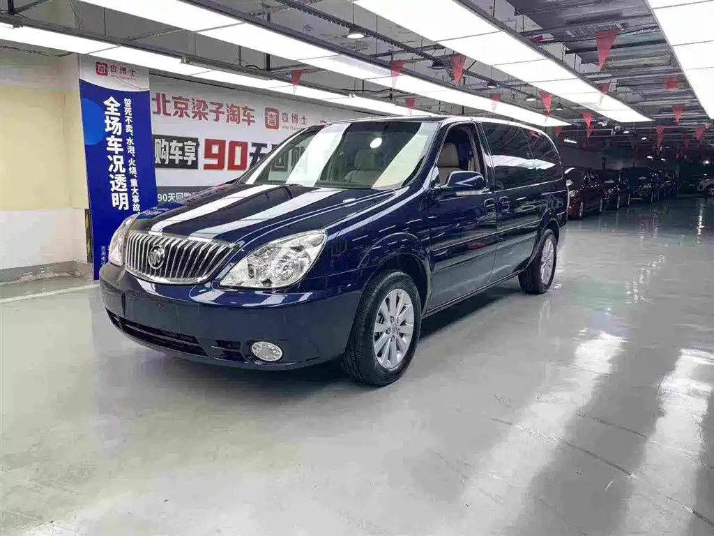 Buick GL8 — миниатюра 2