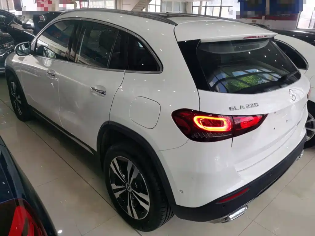 Mercedes-Benz GLA 2022 GLA 220