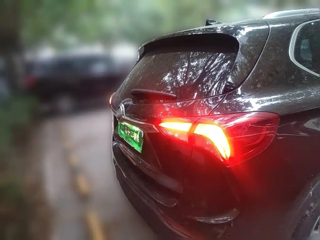 Buick Envision Plus — миниатюра 5