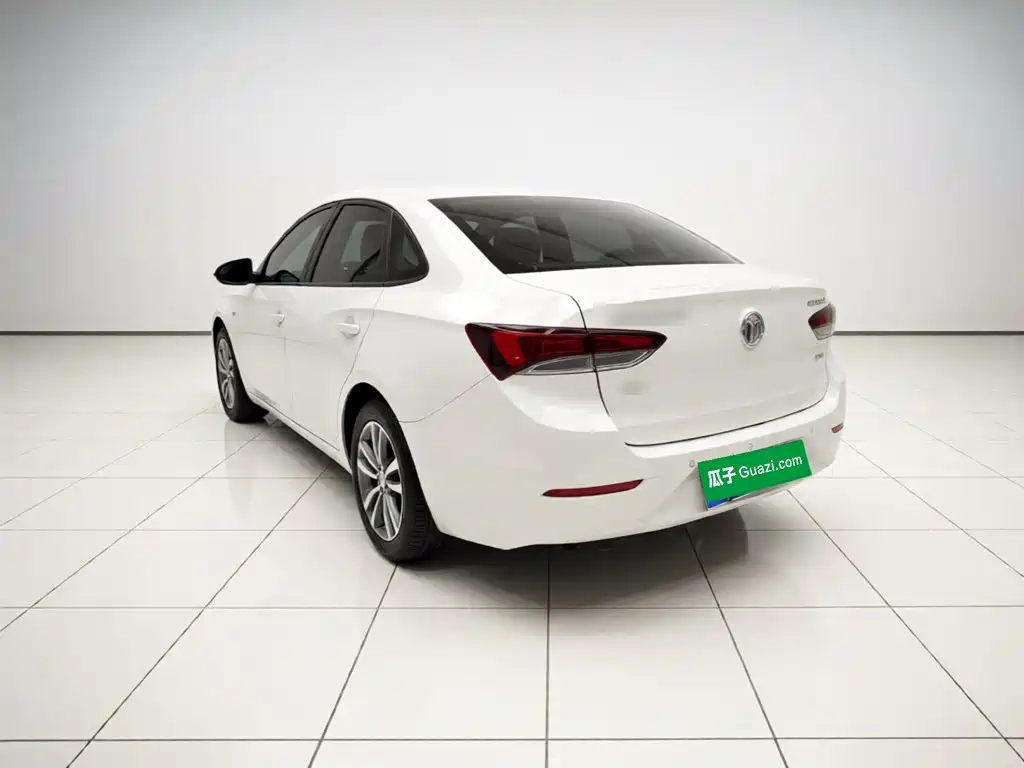 Buick Excelle — миниатюра 4