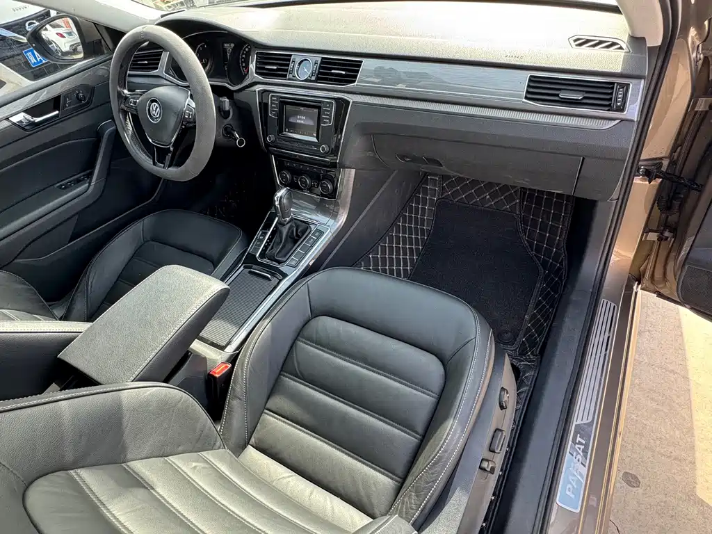 Volkswagen Passat — миниатюра 10