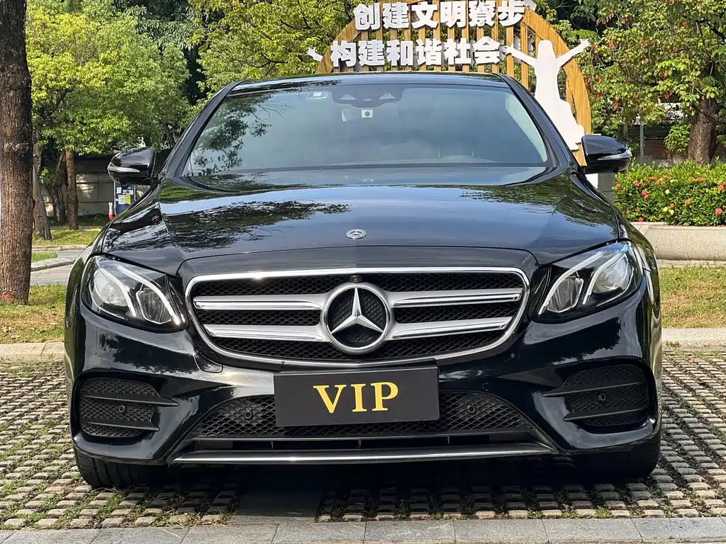 Mercedes-Benz E-Class — миниатюра 3