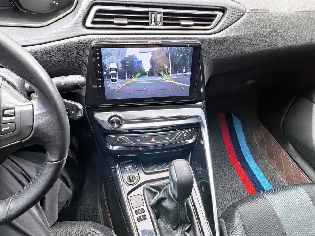 Peugeot 308 — миниатюра 8