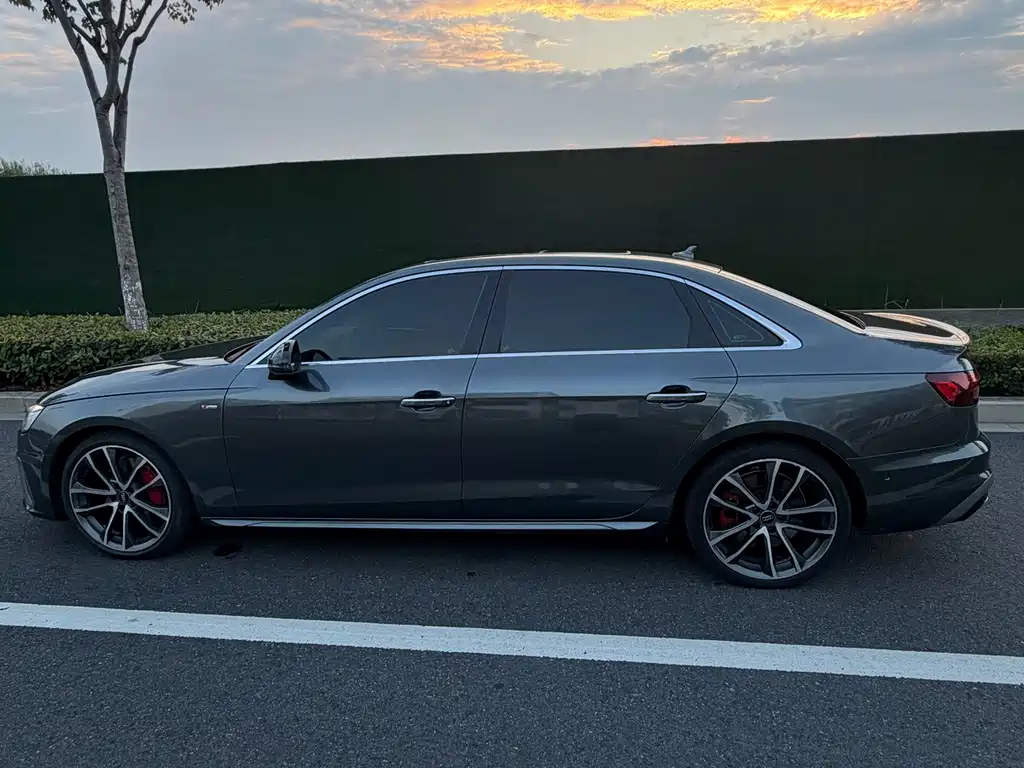 Audi A4L — миниатюра 7