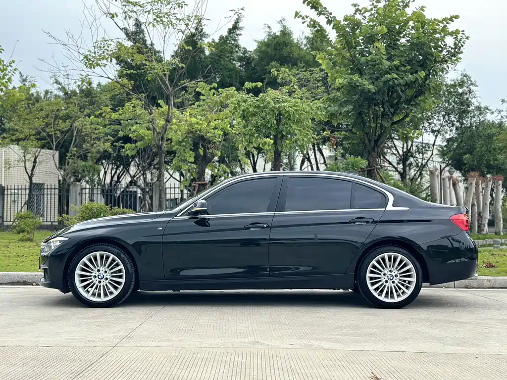 BMW 3 Series — миниатюра 18