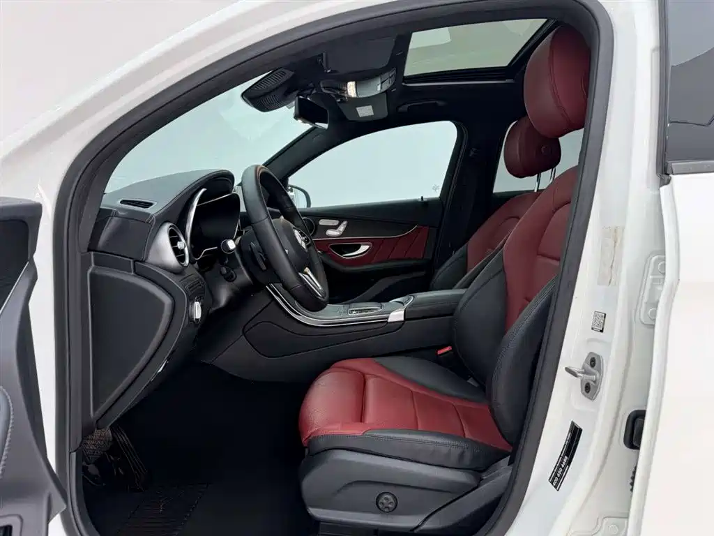 MERCEDES-BENZ GLC COUPE