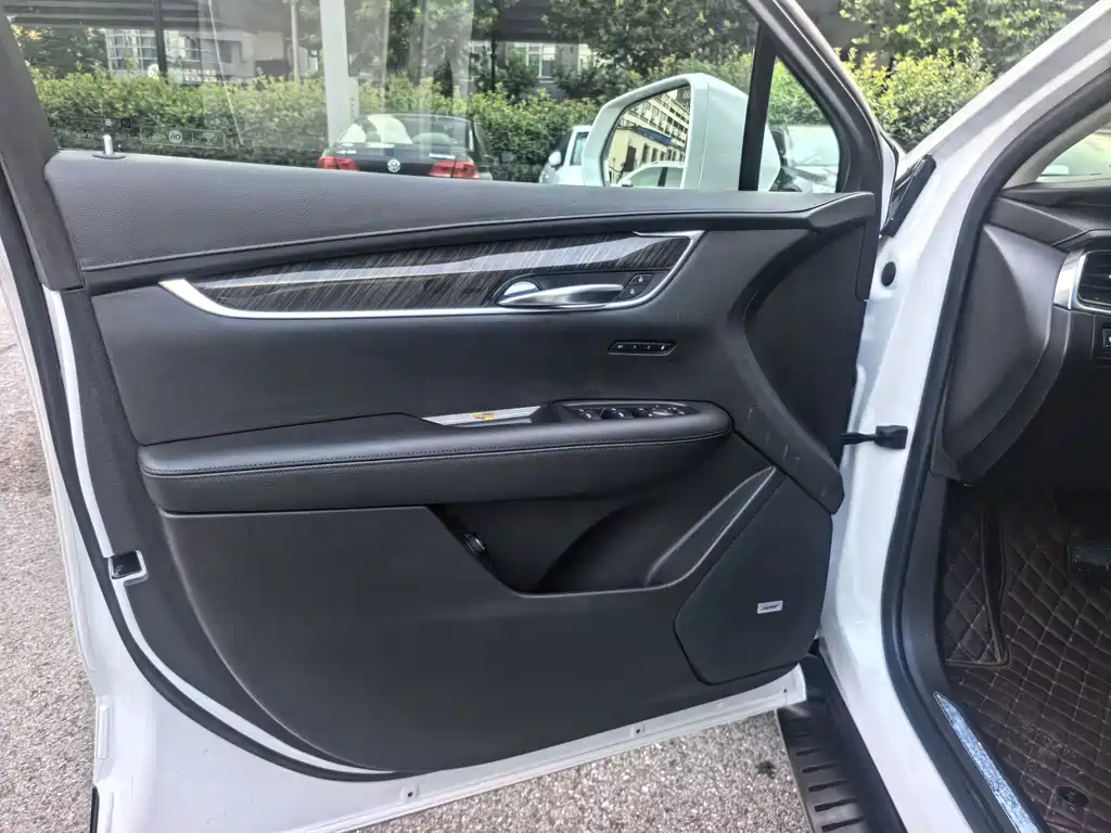 Cadillac XT5 — миниатюра 18
