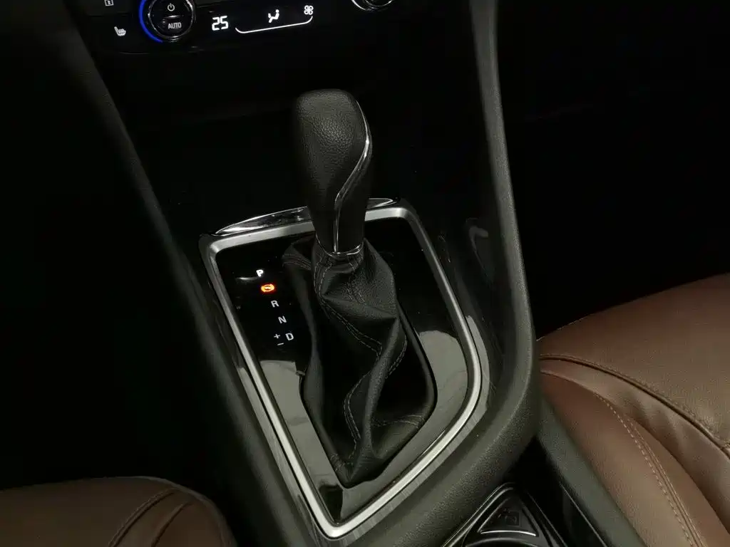 Buick GL6 — миниатюра 13