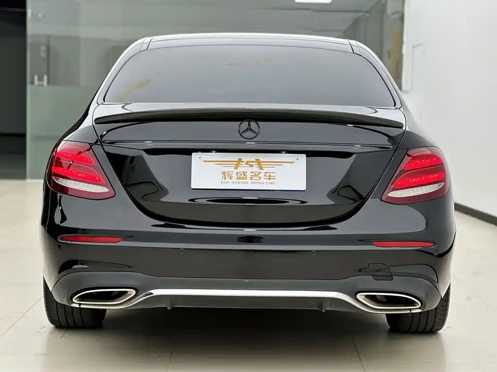 Mercedes-Benz E-Class — миниатюра 4