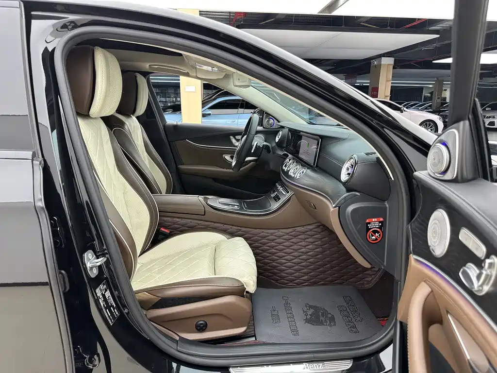 Mercedes-Benz E-Class — миниатюра 6