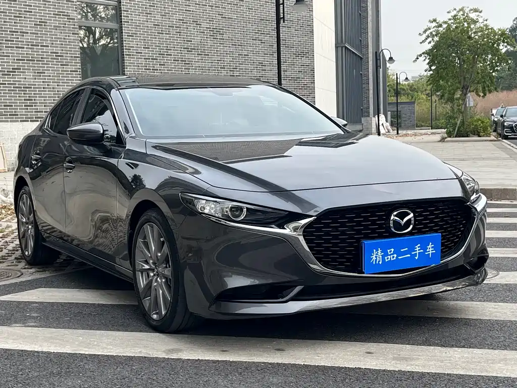MAZDA 3 ANGKESAILA