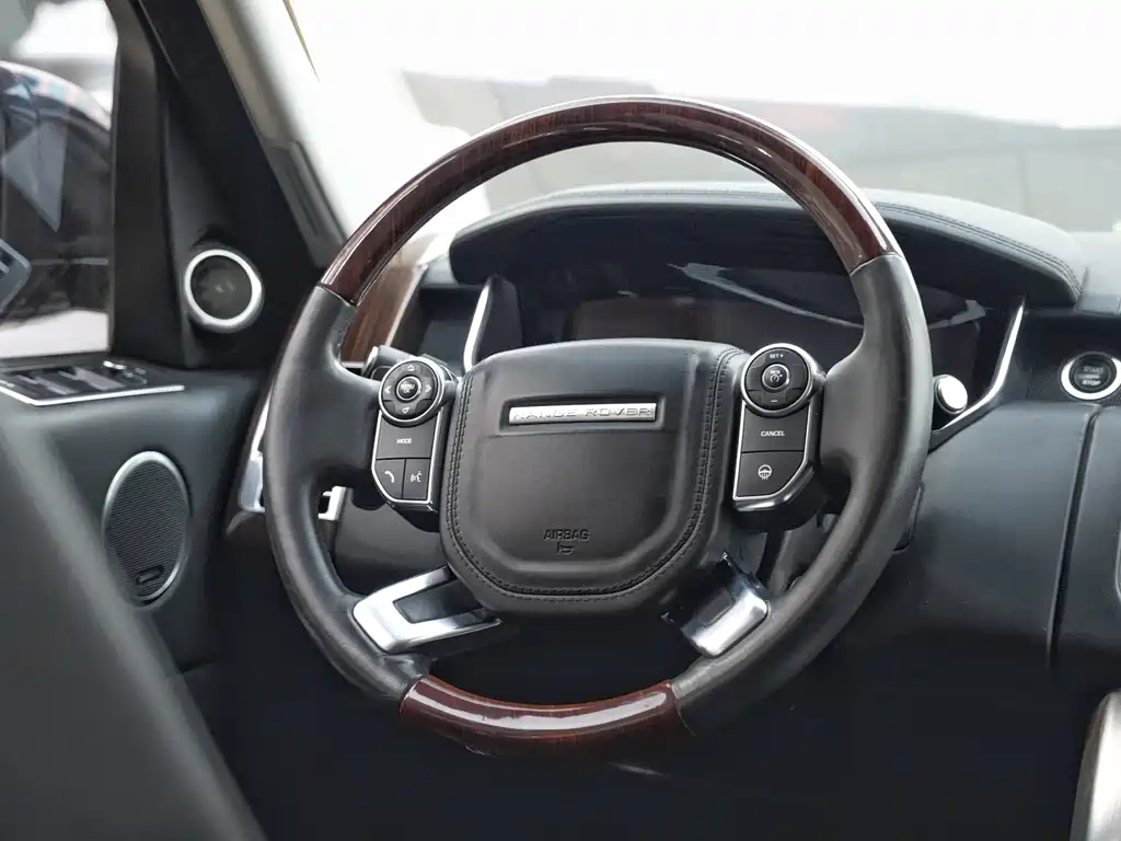Land Rover Range Rover 2016 3.0 SC V6 Vogue SE Long Wheelbase