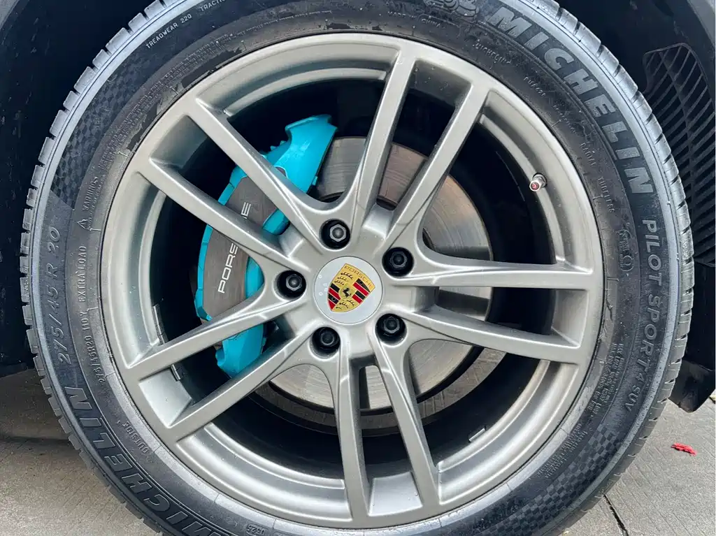 Porsche Cayenne — миниатюра 14