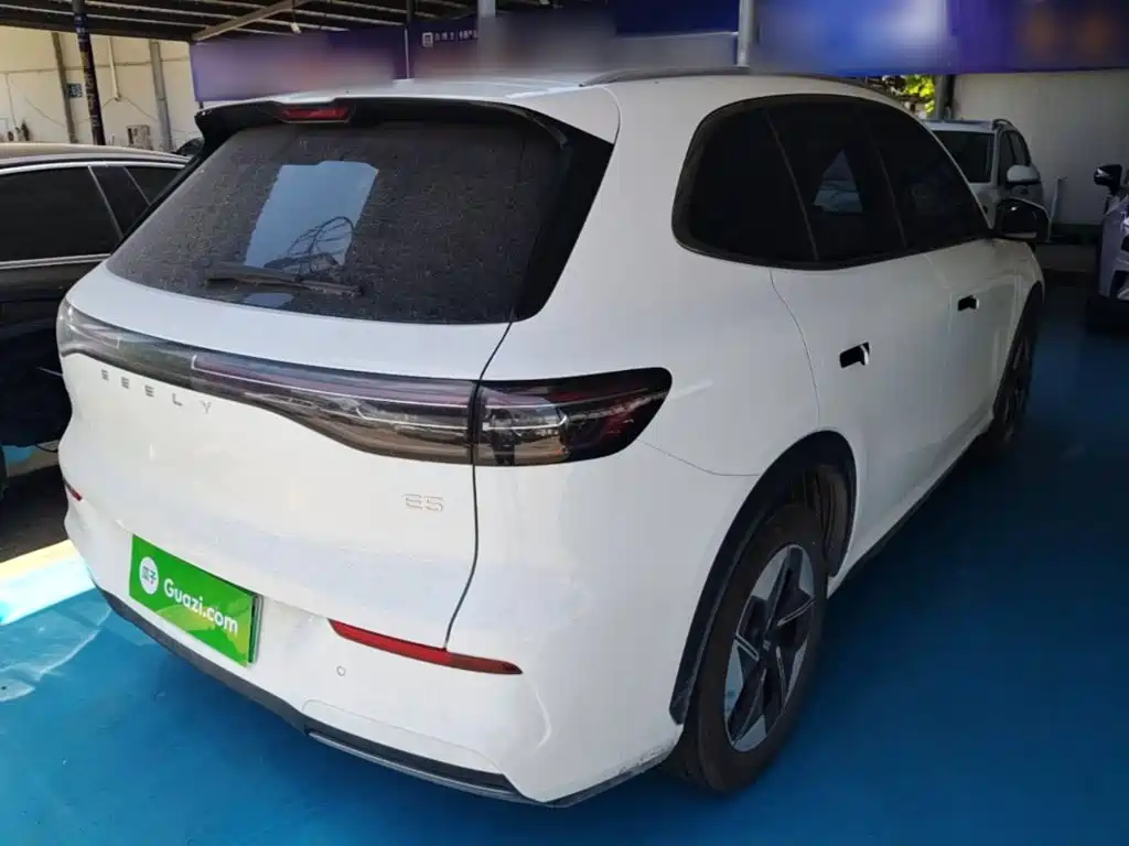 Geely Galaxy Galaxy E5 E5 2024 530km +