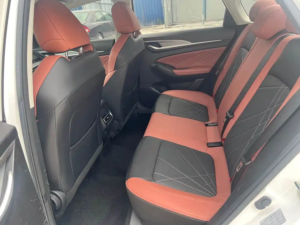 Changan Eado — миниатюра 8