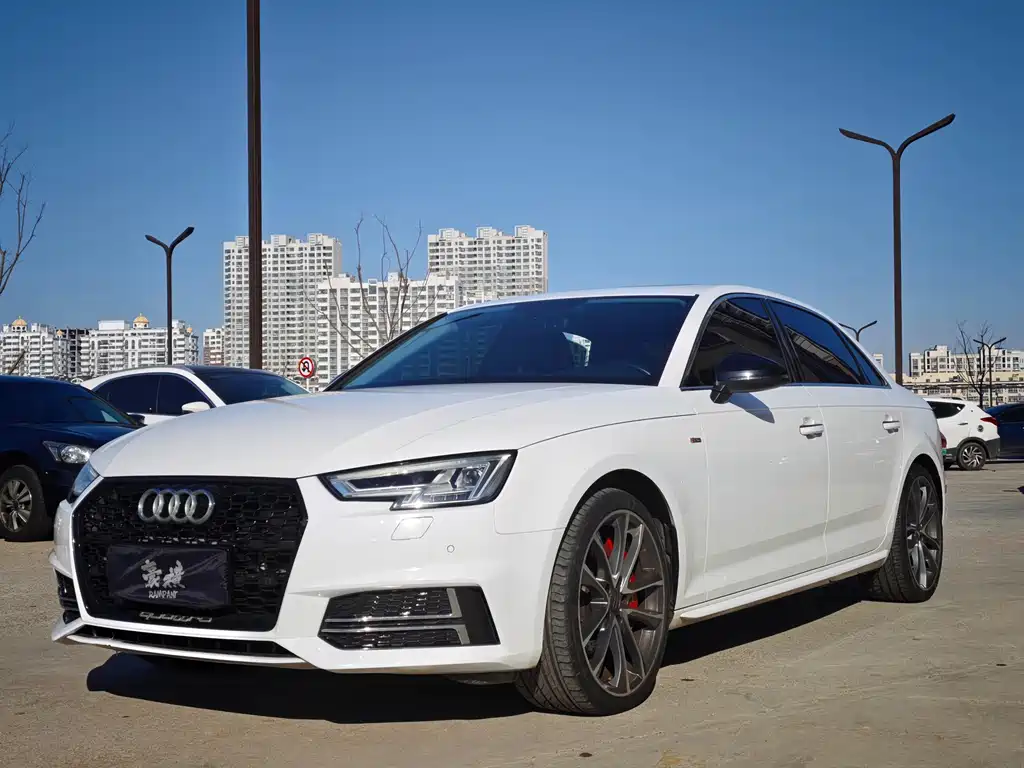 Audi A4L 2020