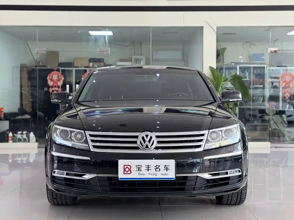 VOLKSWAGEN PHAETON