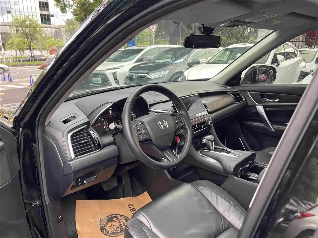 Honda Avancier — миниатюра 9