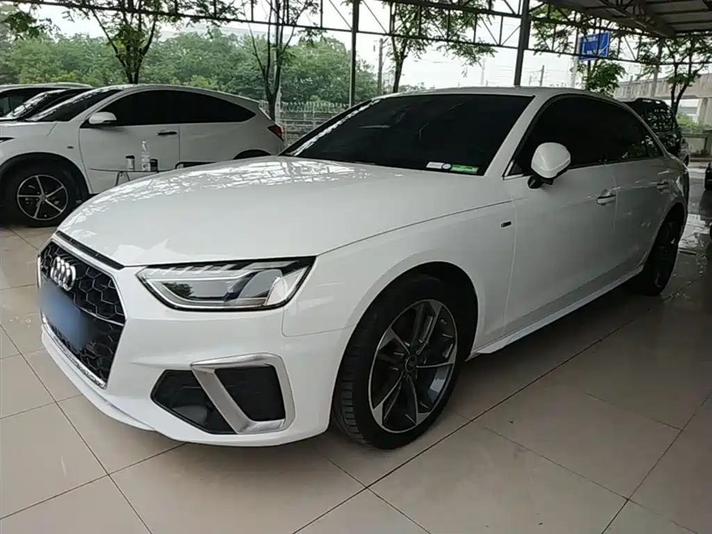 Audi A4L 2023