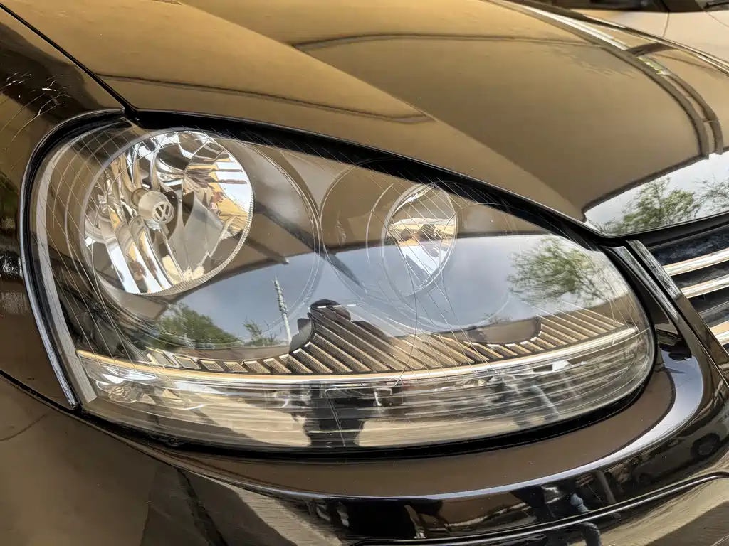 Volkswagen Sagitar — миниатюра 4