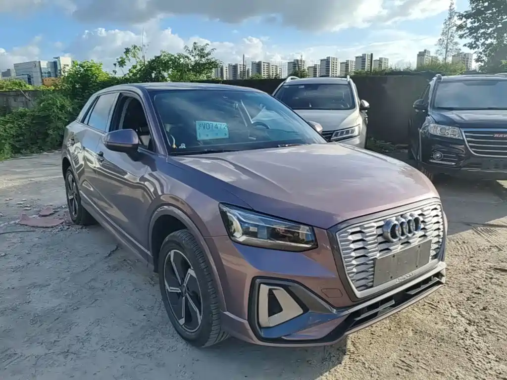 Audi Q2L e-tron — миниатюра 4