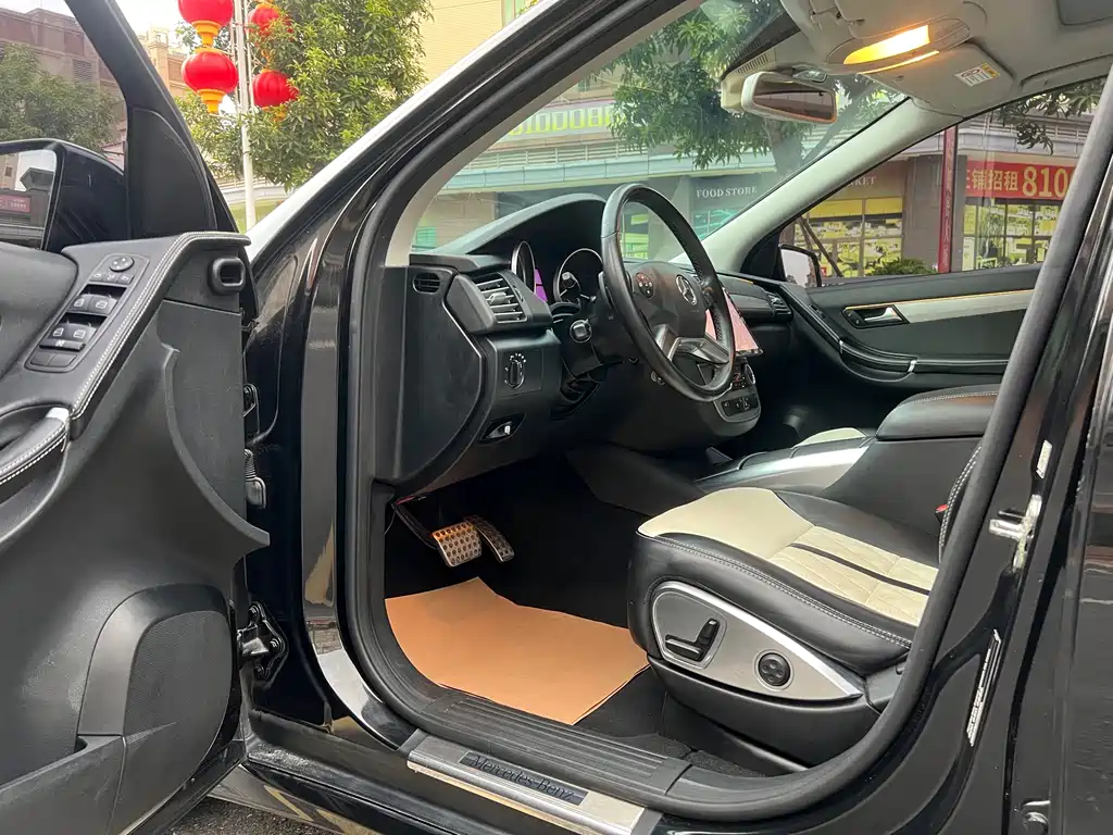 MERCEDES-BENZ R CLASS