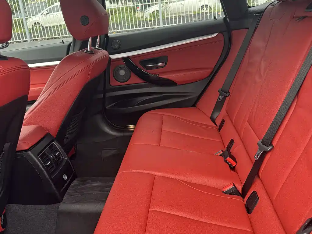 BMW 3 Series GT — миниатюра 18