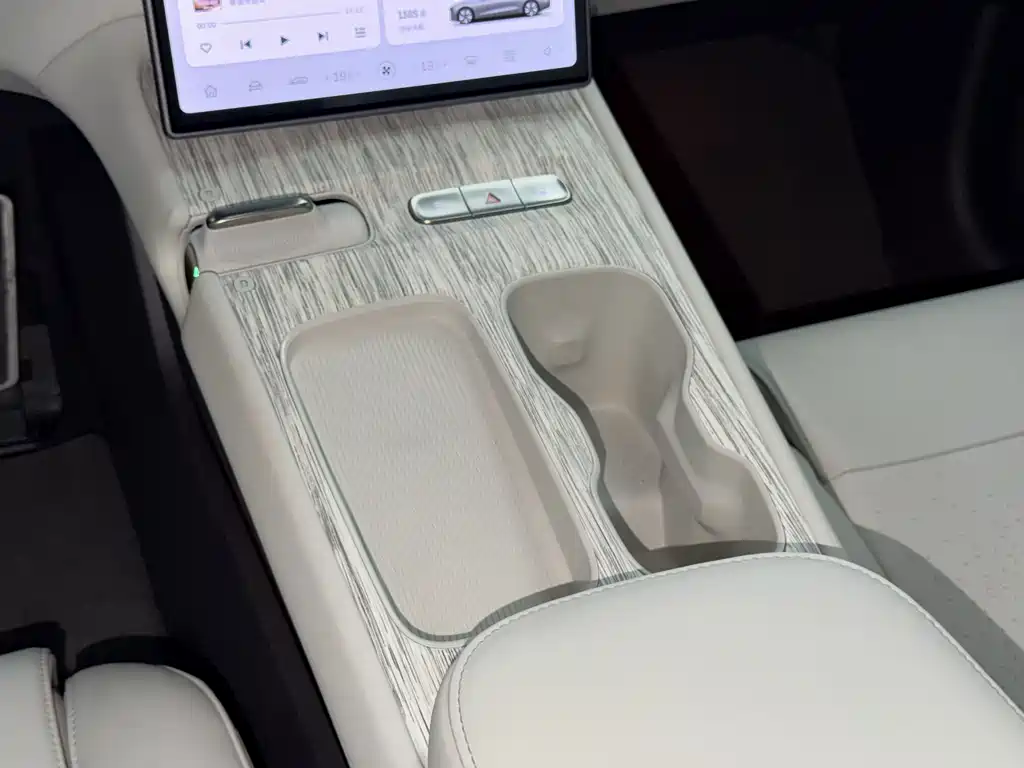 NIO ET7 — миниатюра 14