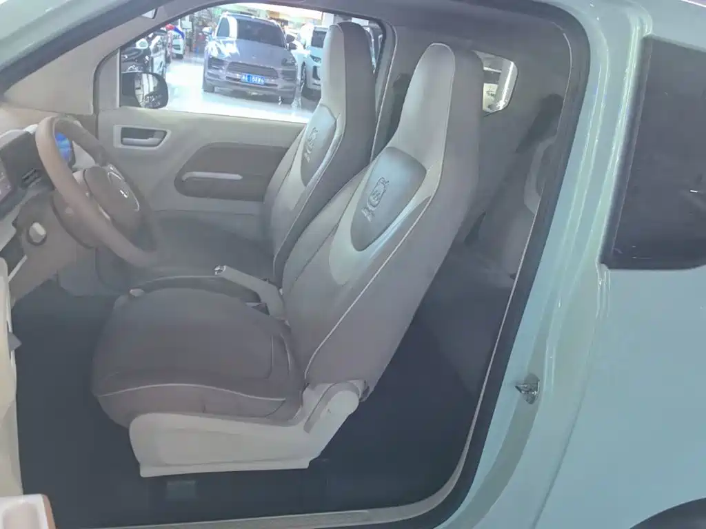 Wuling MINIEV — миниатюра 15