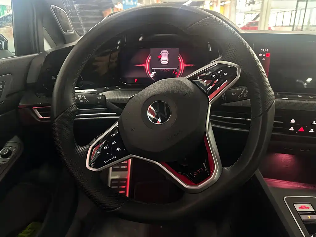 Volkswagen Golf GTI — миниатюра 9