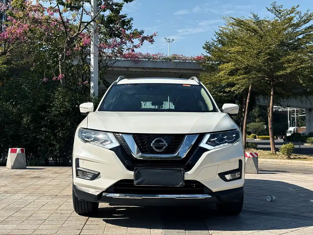 NISSAN QIJUN