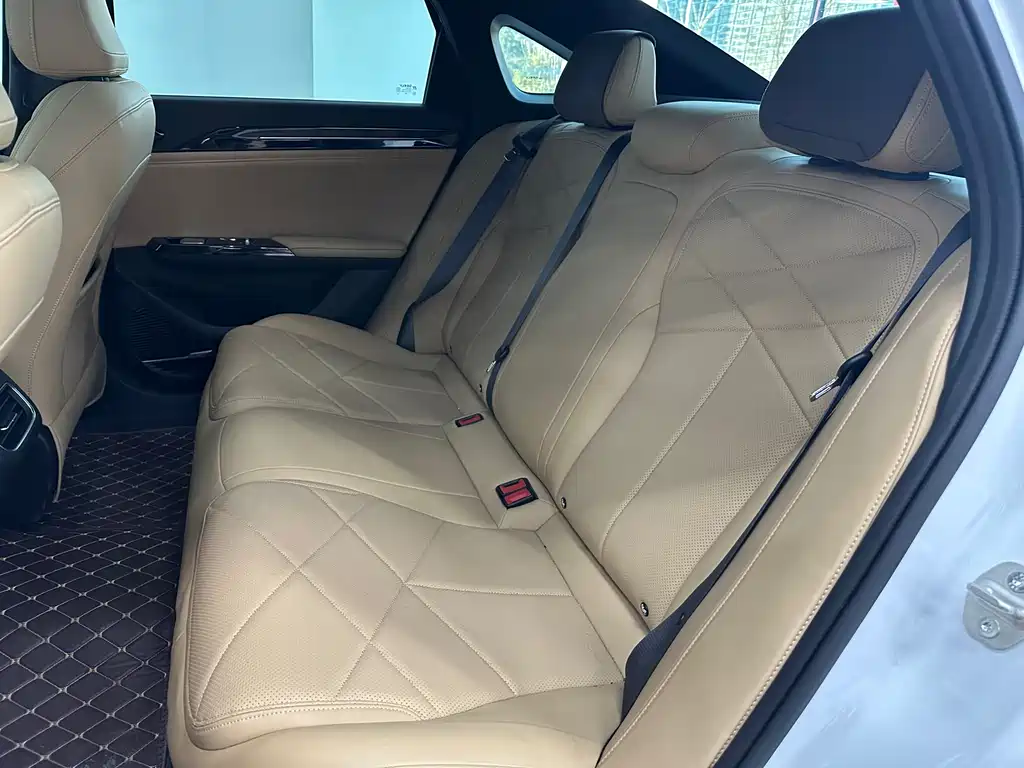 GEELY GALAXY GALAXY L6