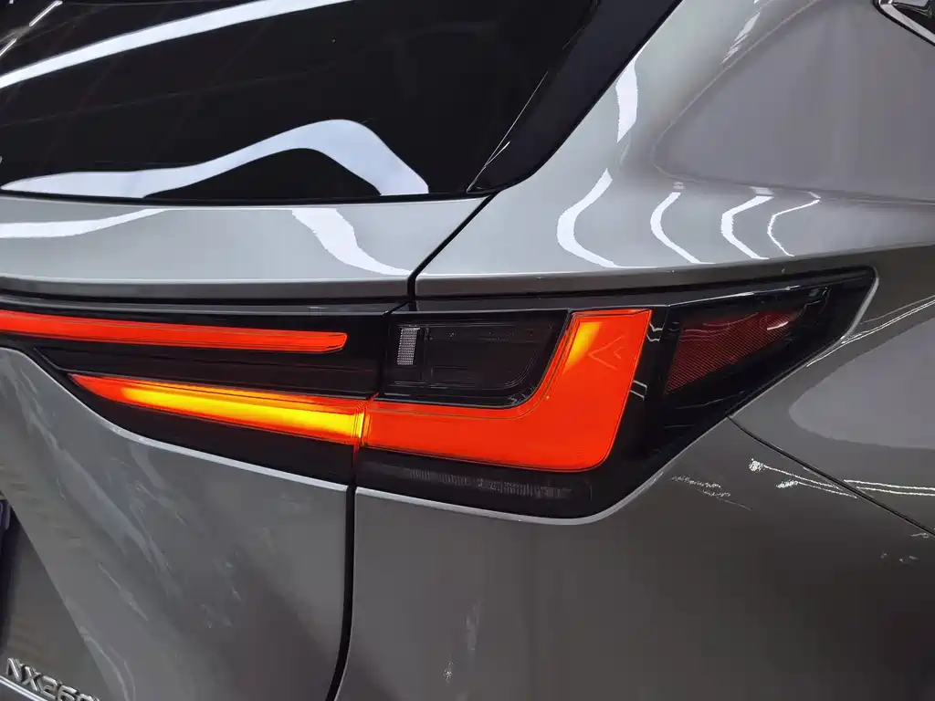 Lexus NX — миниатюра 34