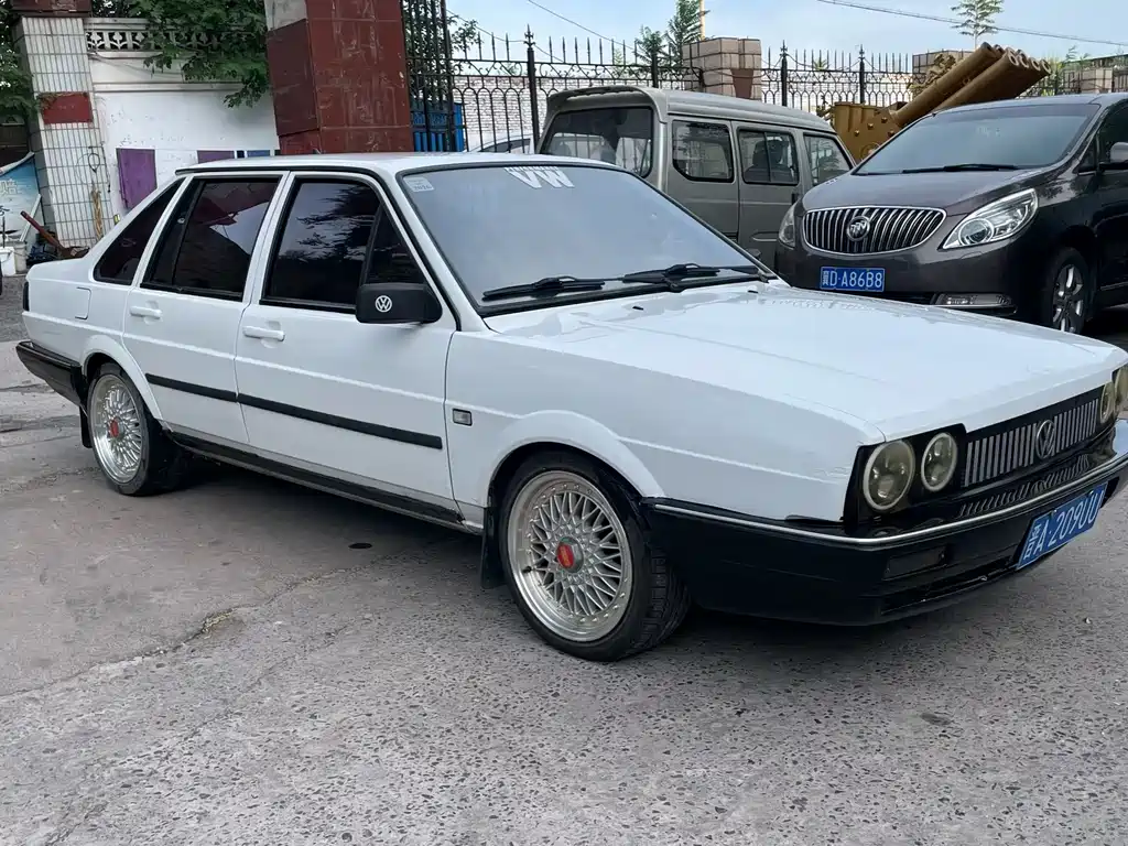 Volkswagen Santana Classic — миниатюра 3