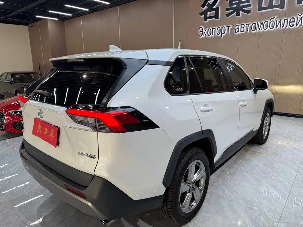 TOYOTA RAV4 RONGFANG