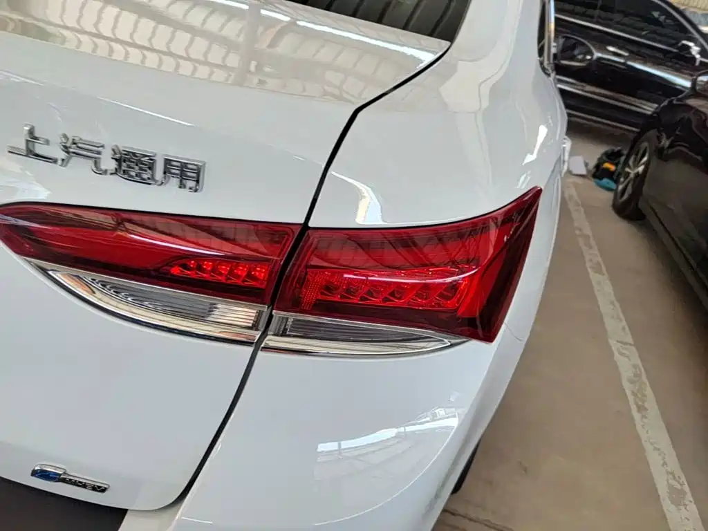 Buick Excelle — миниатюра 8