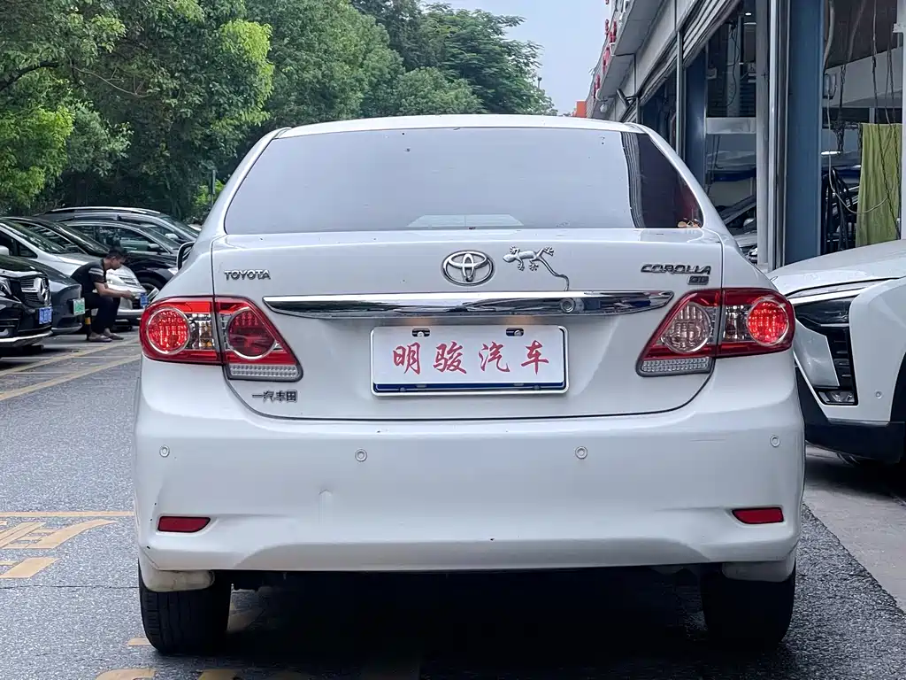 Toyota Corolla — миниатюра 4
