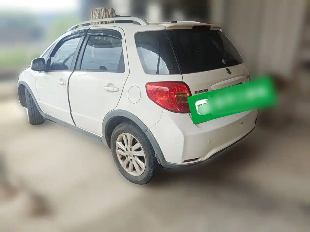 Suzuki SX4 — миниатюра 25