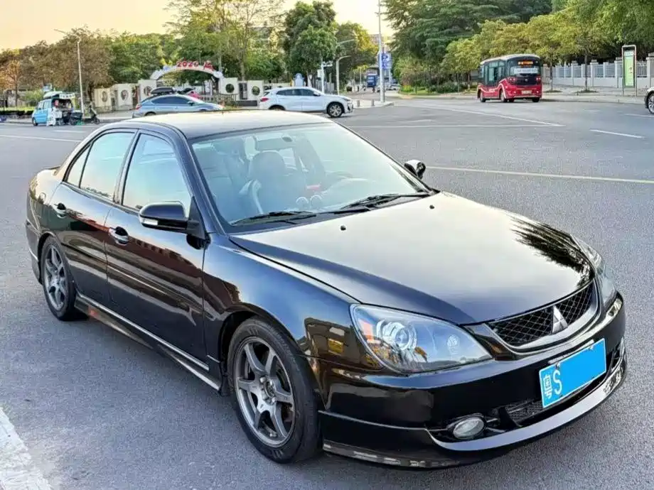 Mitsubishi Лэнс. — миниатюра 3