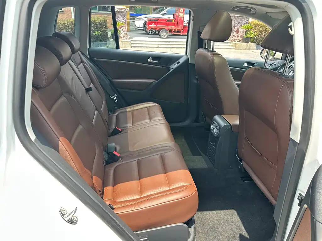 Volkswagen Tiguan — миниатюра 23