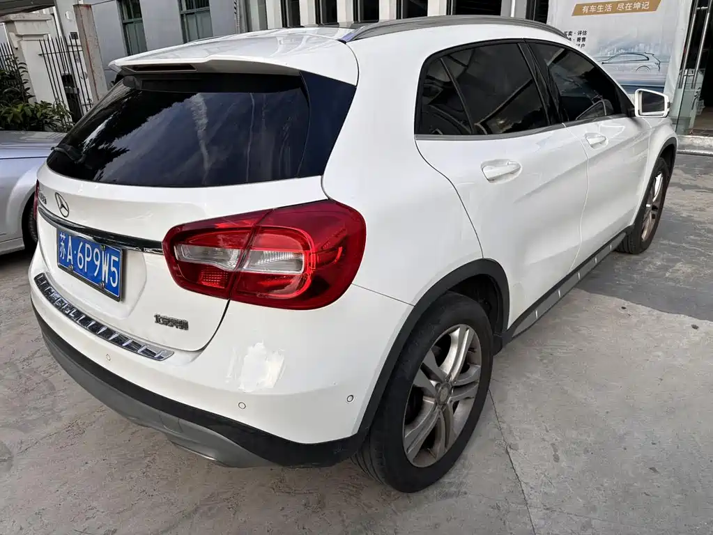 Mercedes-Benz GLA 2016 GLA 200