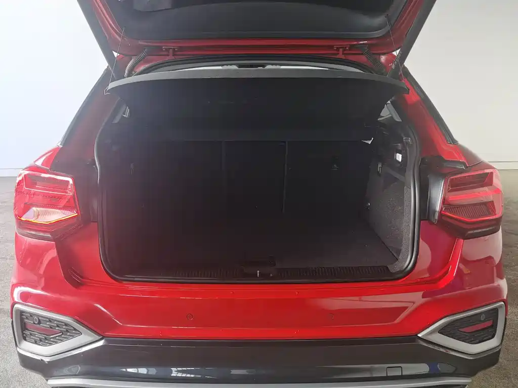 Audi Q2L — миниатюра 15