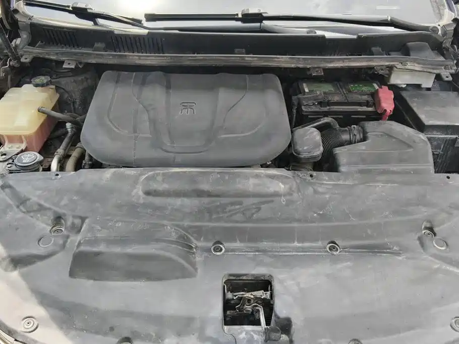 BYD MAX — миниатюра 10