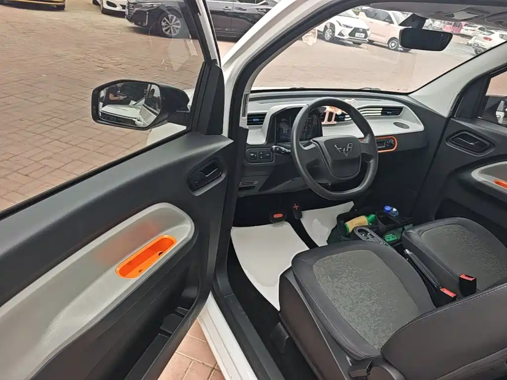 Wuling MINIEV — миниатюра 16