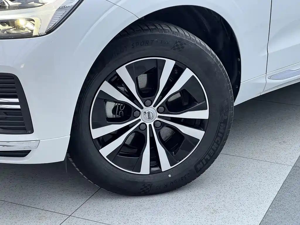 Volvo XC60 — миниатюра 7