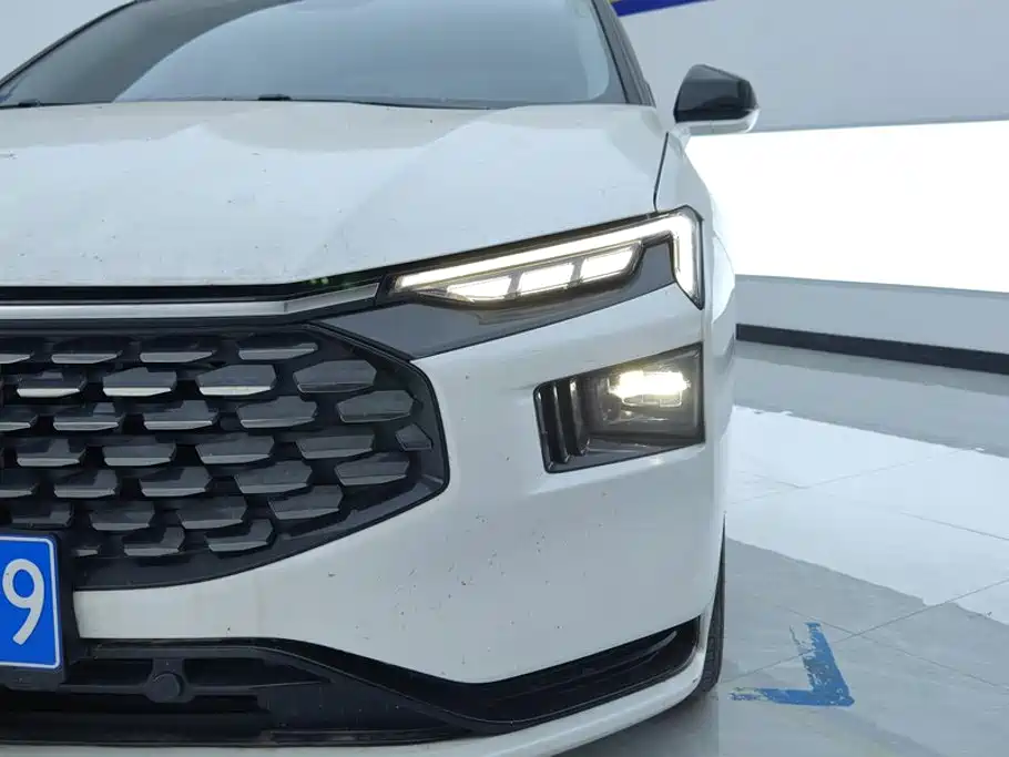 Ford Mondeo — миниатюра 5